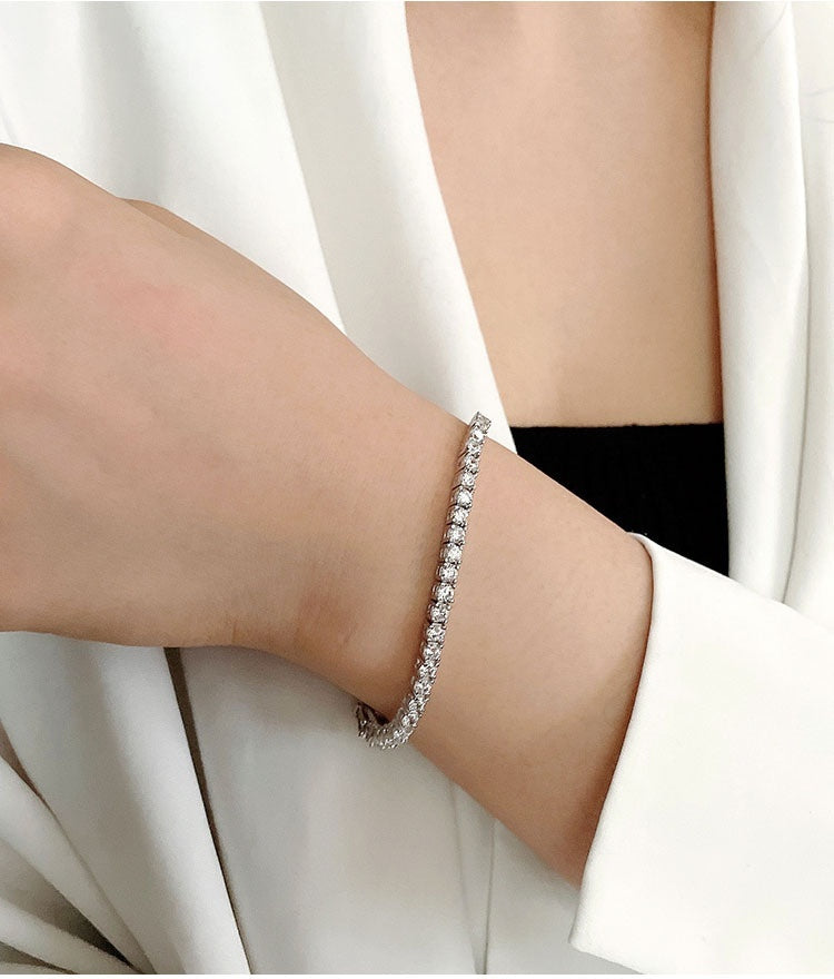 Bracciale da tennis con 10 punti di moissanite in argento sterling S925