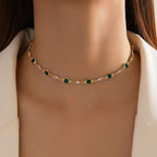 Collana Corta con Zircone Verde e Diamanti in Stile Retrò