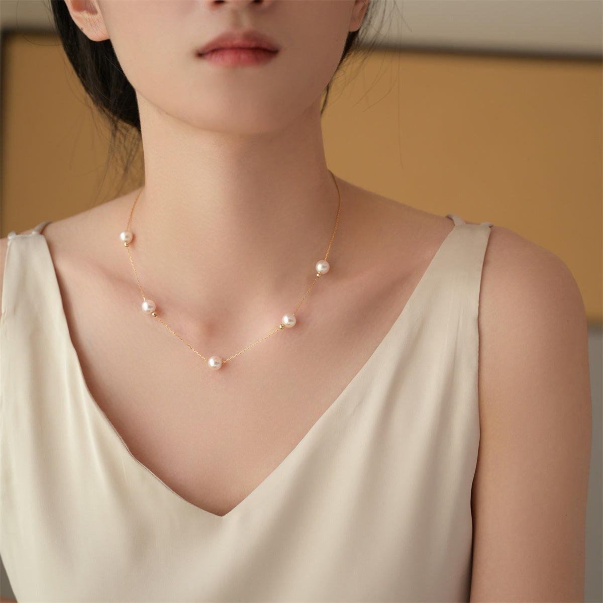 Collana “Sky Star” in Oro 18K con Perla