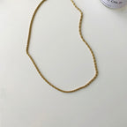 Collana in acciaio al titanio con catena a serpente High Sense