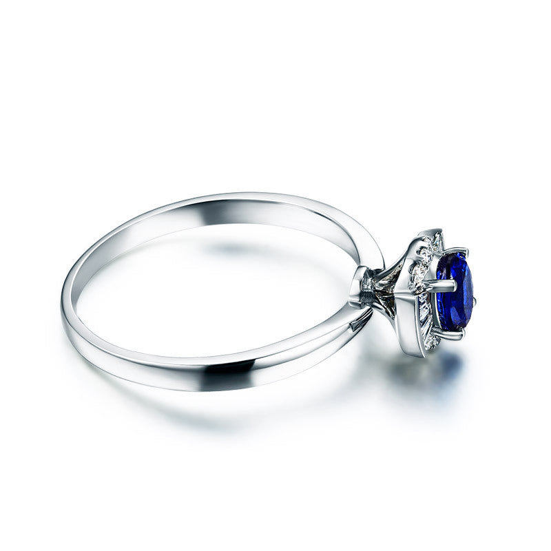 Anello da Donna in Oro 18K con Zaffiro Naturale