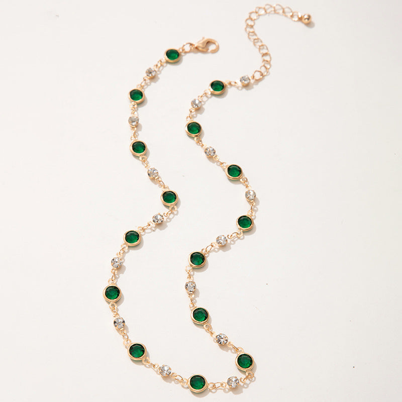Collana Corta con Zircone Verde e Diamanti in Stile Retrò