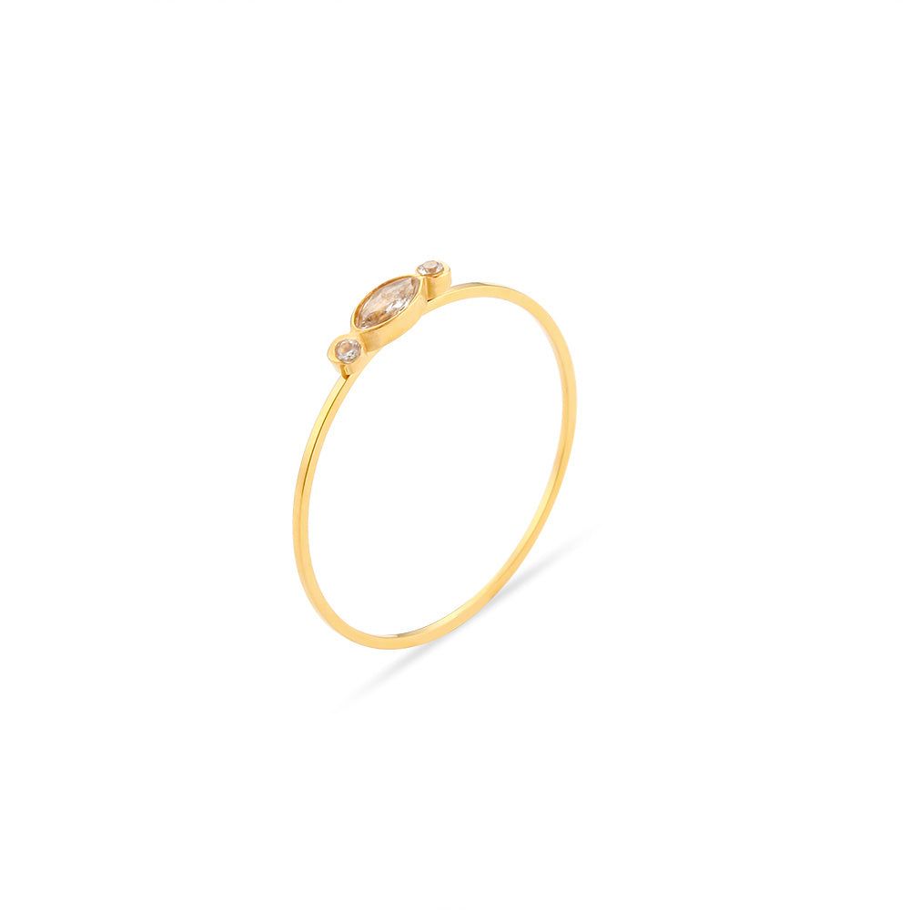 Anello delicato con zirconi e perla d’acqua dolce