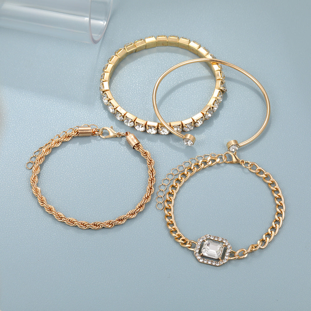Set di 4 Braccialetti con Cristalli in Stile Boho per Donna