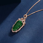 Collana di Giada con Rami Incastonati in Oro e Foglie di Giada