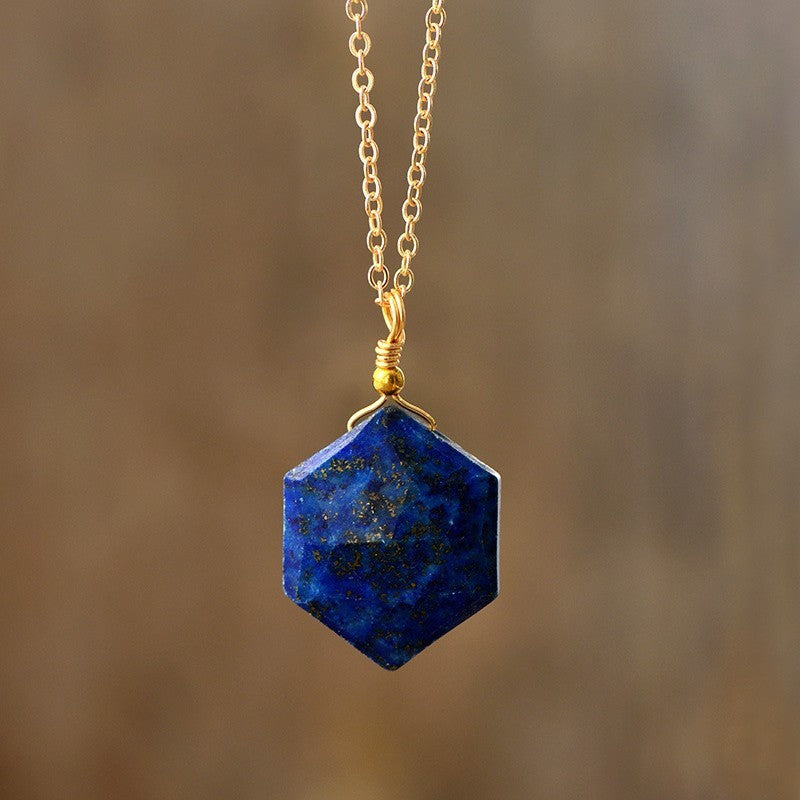Collana con Cristallo Esagonale in Pietra Naturale