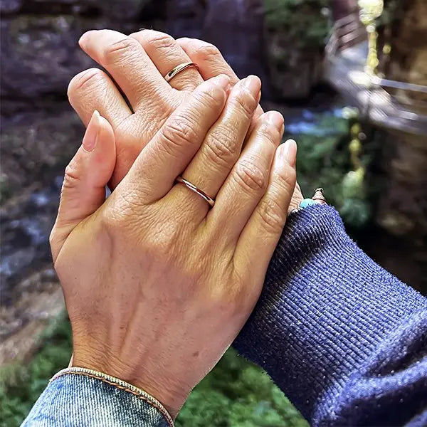 Anello del Destino con Filo Rosso - Simbolo di Legame Eterno e Stile Raffinato | gioielli perfetti Anello km5m85-r3.myshopify.com