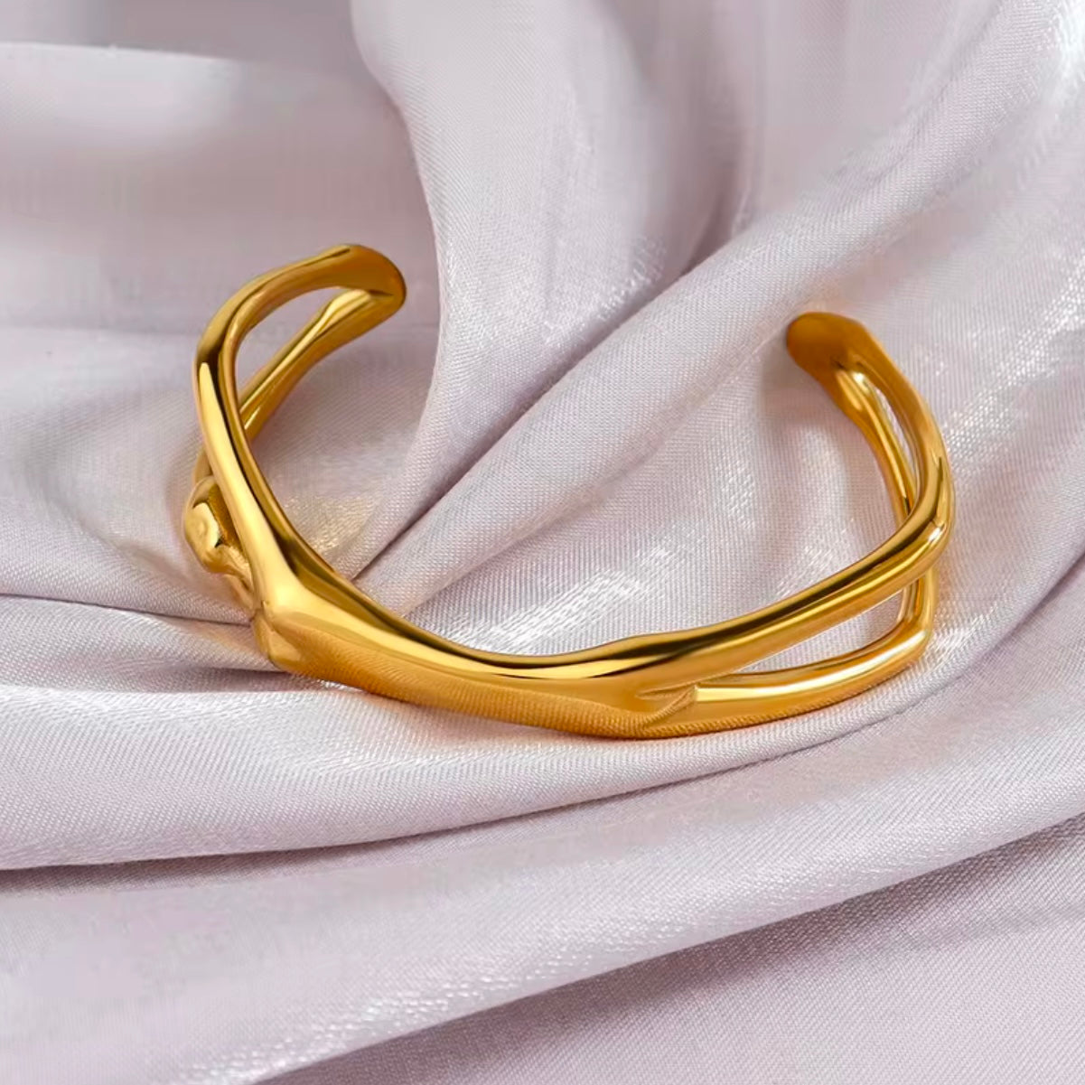 BEHI DEVIKA Slim Bracciale Bracelets km5m85-r3.myshopify.com