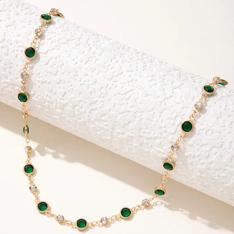 Collana Corta Zircone Verde e Cristalli Retrò - Splendore Raffinato | Gioielli Perfetti Collana km5m85-r3.myshopify.com