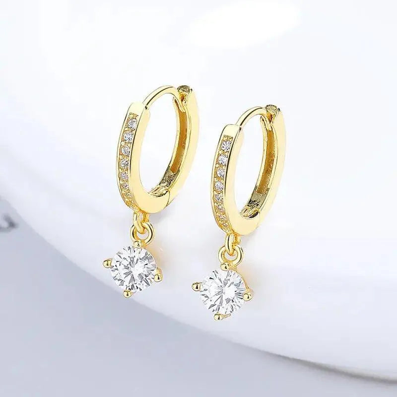 Orecchini a Perno Argento 925 - Design Geometrico Raffinato | GioielliPerfetti Orecchini km5m85-r3.myshopify.com