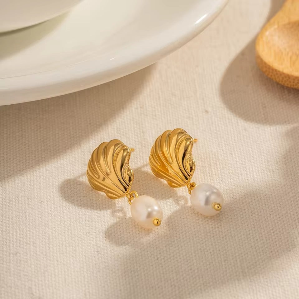 Orecchini acciaio placcato oro PVD 18k "SHAPA" Earrings km5m85-r3.myshopify.com