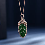 Collana di Giada con Rami Incastonati in Oro e Foglie di Giada