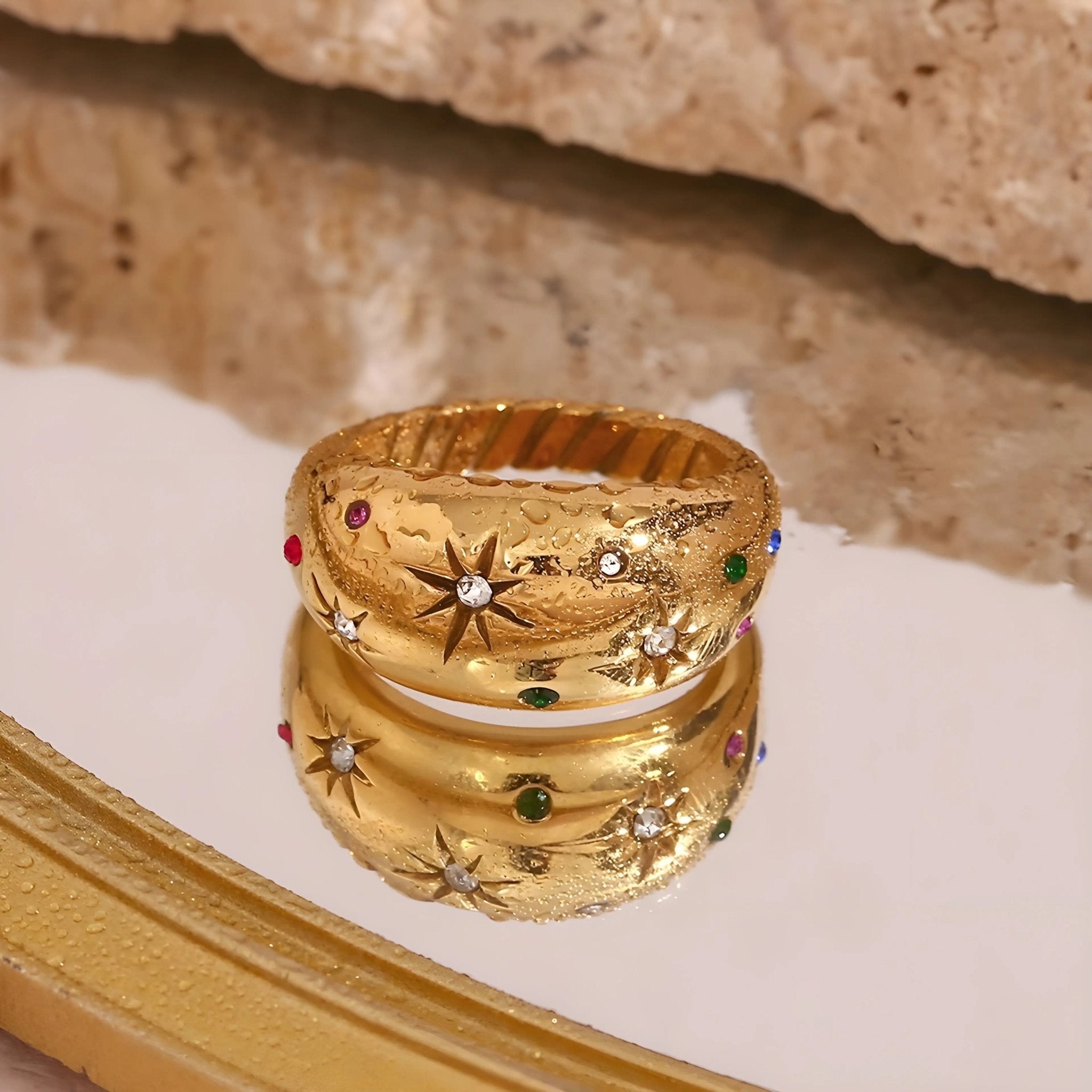 Anello BEHI CAMILA - Acciaio Oro PVD, Zirconi Stellati | BEHI MILANO - gioielliperfetti.it