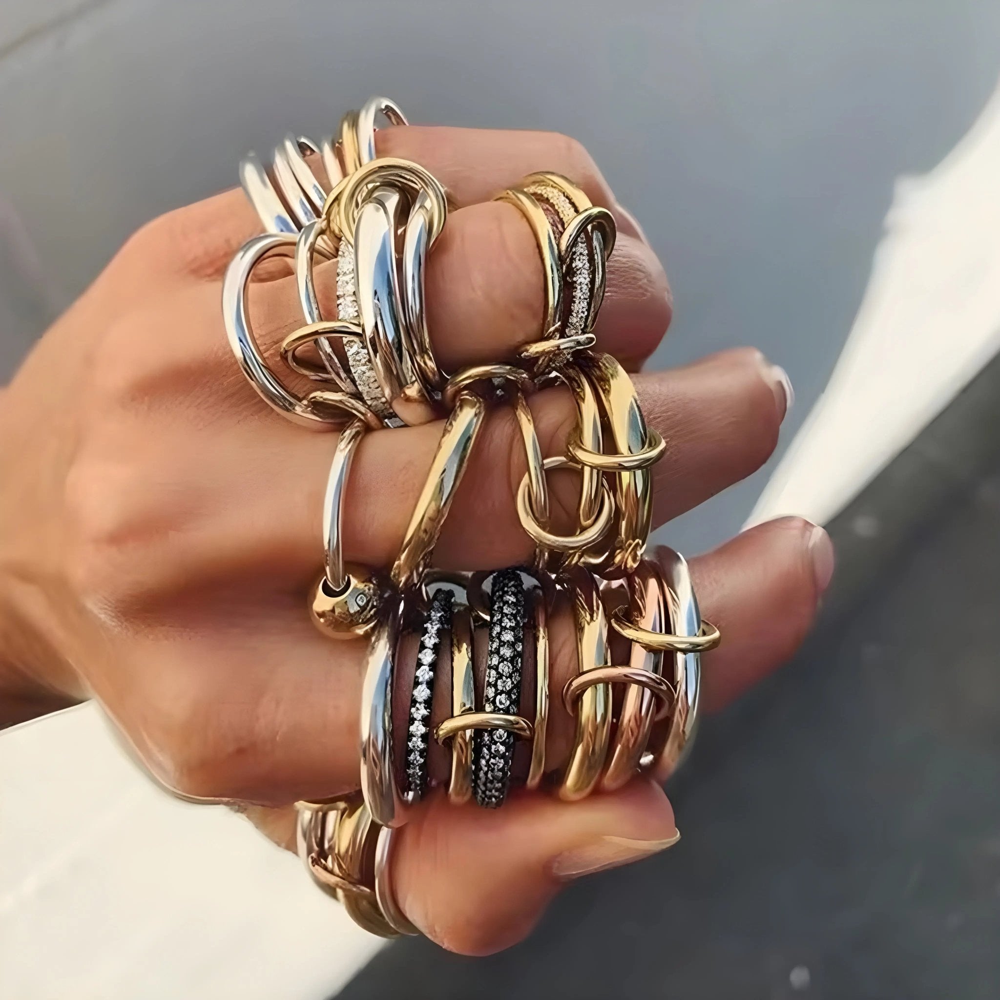 Anello BEHI CARLITA - Oro 18k, Acciaio Ipoallergenico & Zirconi | BEHI MILANO - gioielliperfetti.it