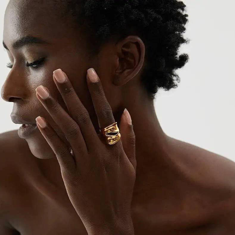 Anello Vivian BEHI MILANO - Eleganza Placcata Oro 18k, Acciaio Inossidabile | Gioielli Perfetti - gioielliperfetti.it