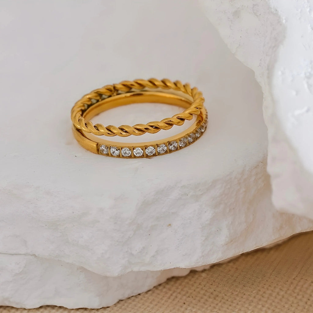 Anello BEHI LETICA - Splendore Raffinato con Zirconi Scintillanti | BEHI MILANO - gioielliperfetti.it