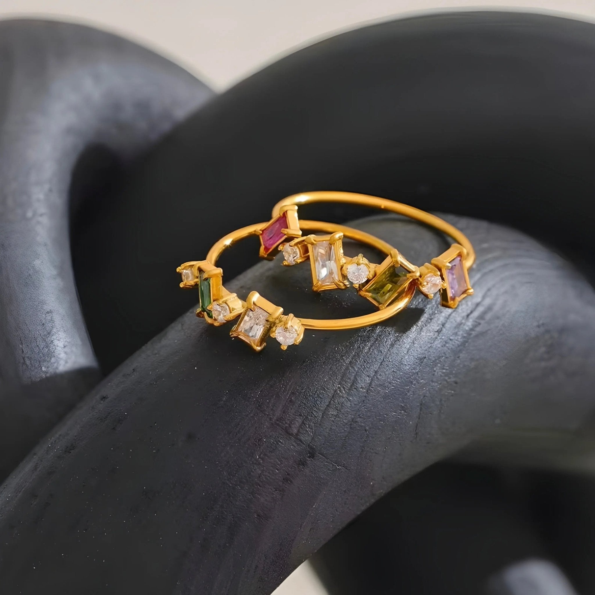 Anello BEHI MELLY - Zirconi Multicolore, Acciaio Placcato Oro 18K | BEHI MILANO - gioielliperfetti.it