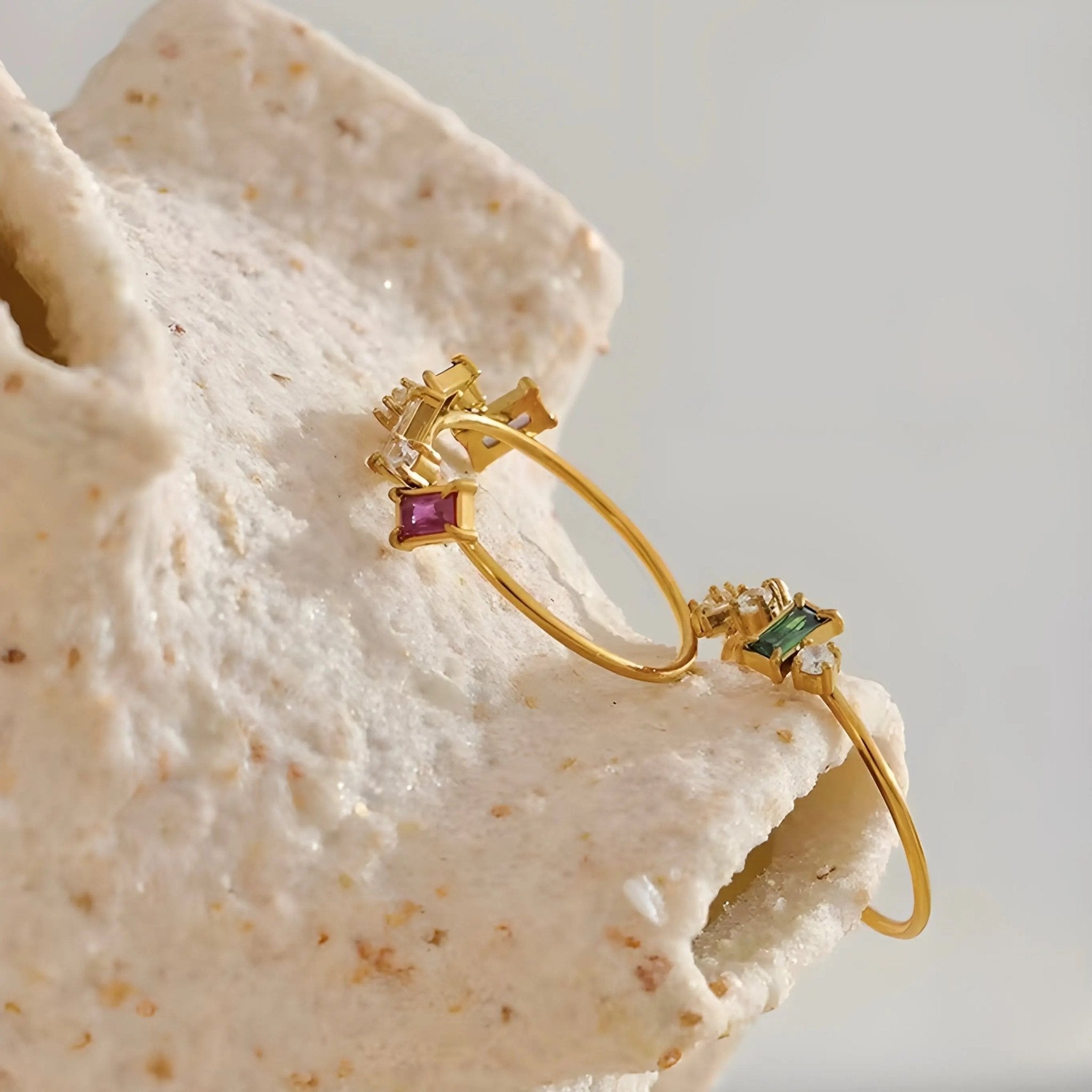 Anello BEHI MELLY - Zirconi Multicolore, Acciaio Placcato Oro 18K | BEHI MILANO - gioielliperfetti.it