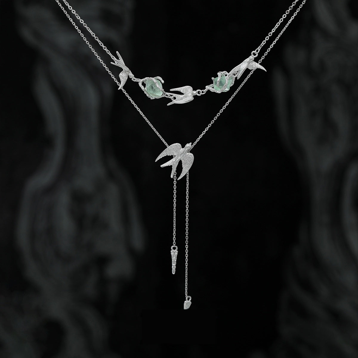Collana con Uccello Volante in Fluorite
