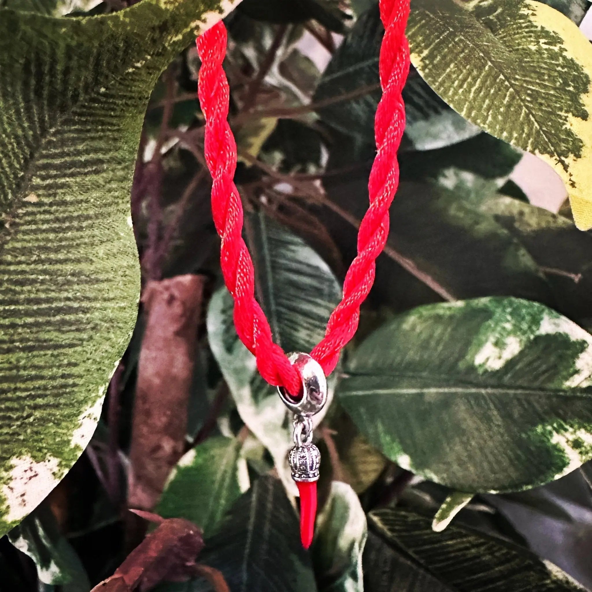 Charm 'O Curniciello Rosso - Argento S925, Simbolo di Fortuna Napoletano | Gioielli Perfetti Filo Rosso del Destino