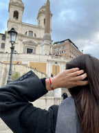 Bracciale Filo Rosso del Destino con charm zampa My PET in argento S925 e zirconi al polso di donna a Roma