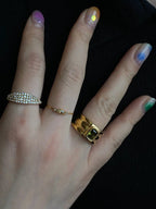 Anello Delicato con Zirconi e Perla d'Acqua Dolce - Eleganza Raffinata | Gioielli Perfetti - gioielliperfetti.it