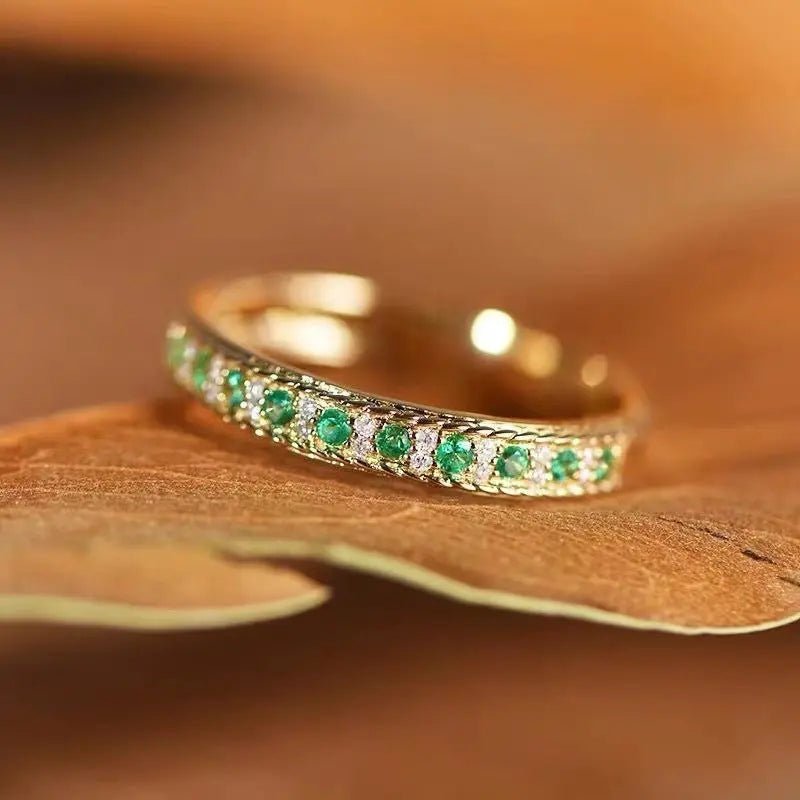 Anello Donna Regolabile Zircone Verde Smeraldo - Splendore e Raffinatezza | Gioielli Perfetti - gioielliperfetti.it