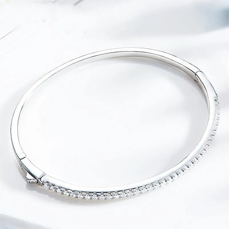 Bracciale Moissanite Oro Bianco 18K - Splendore Certificato GRS | Gioielli Perfetti - gioielliperfetti.it