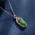 Collana Giada Verde Smeraldo 18K con Diamanti - Eleganza Etnica | Gioielli Perfetti - gioielliperfetti.it